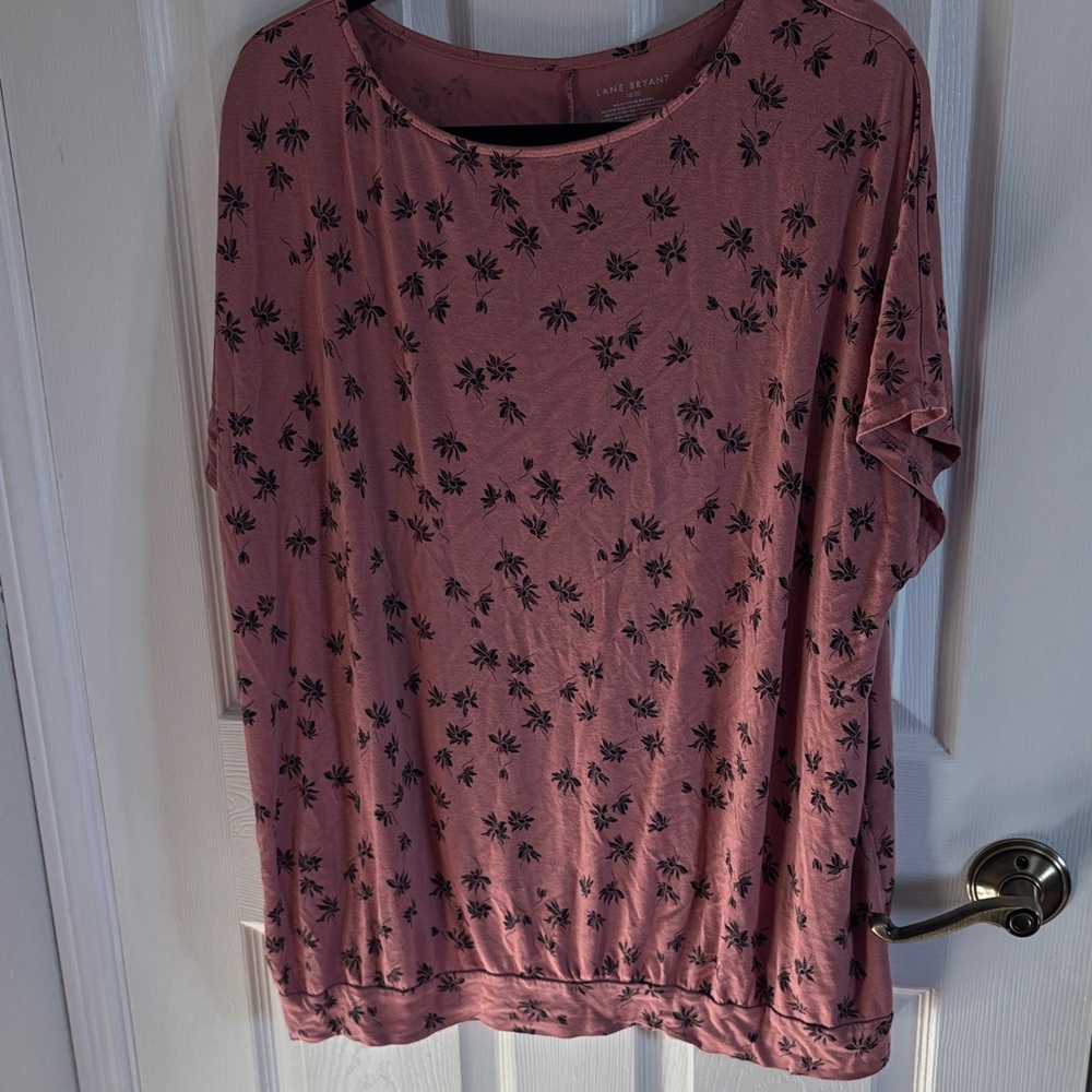 Lane Bryant Pink Floral Short Sleeve Top